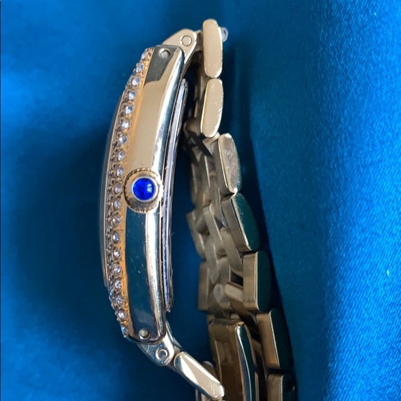 Gold and Swarovski watch - Picture 3 of 3